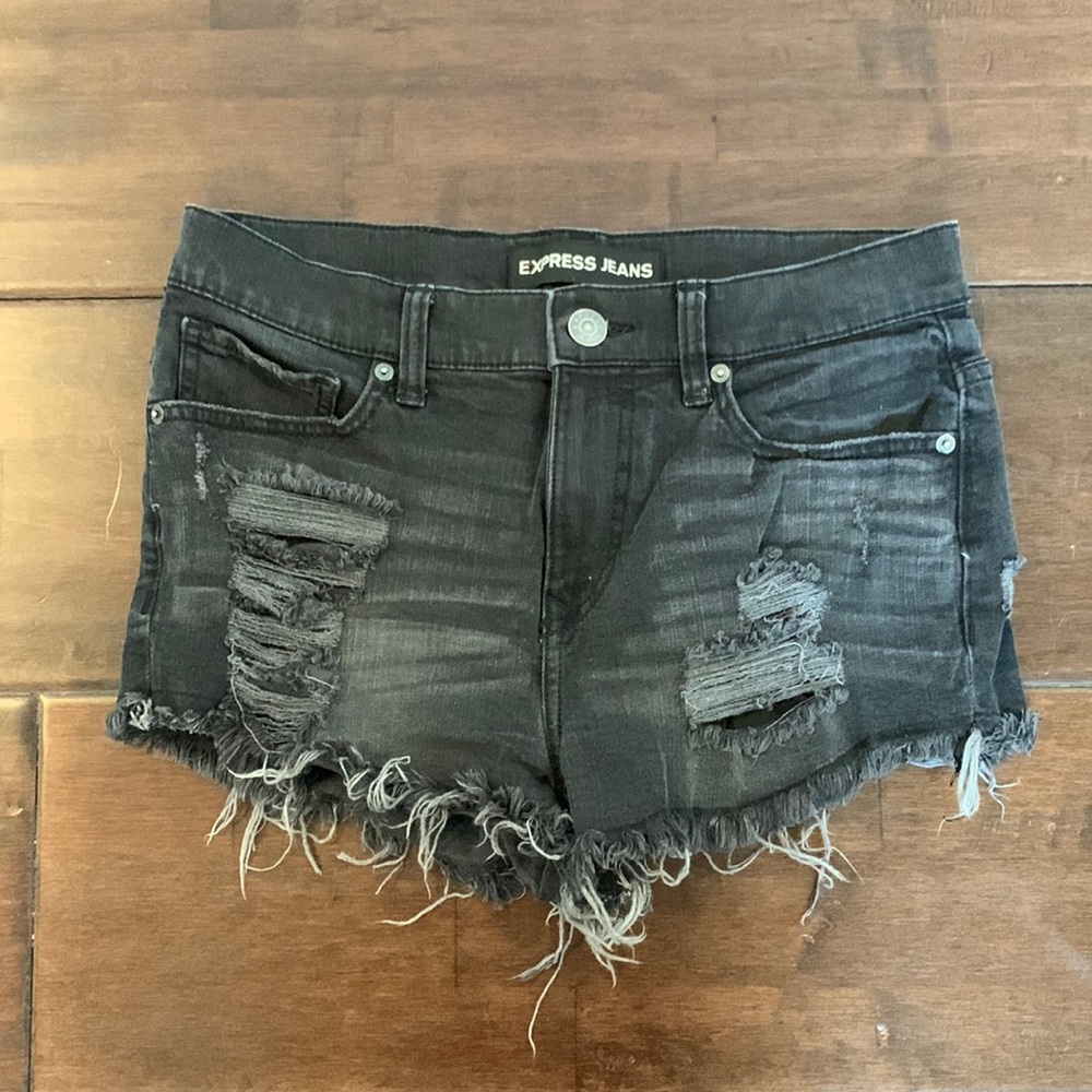 Express black destroyed jean shorts size 8